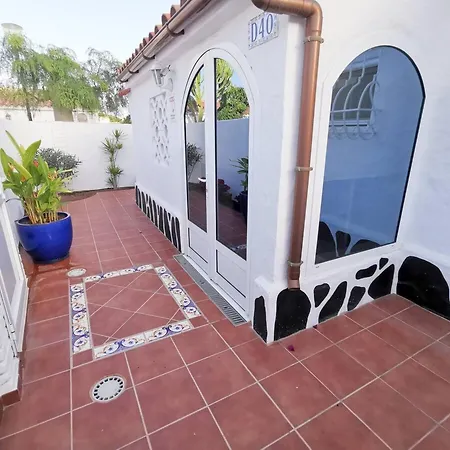 Porches D40 By Pride Holiday home